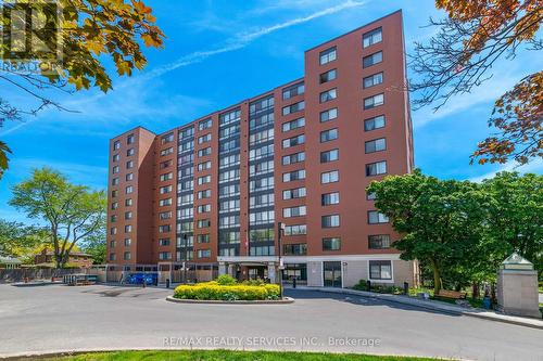 208 - 1665 VICTORIA PARK AVENUE  Toronto, ON M1R 5E5