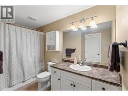 Basement Cheater Ensuite - 