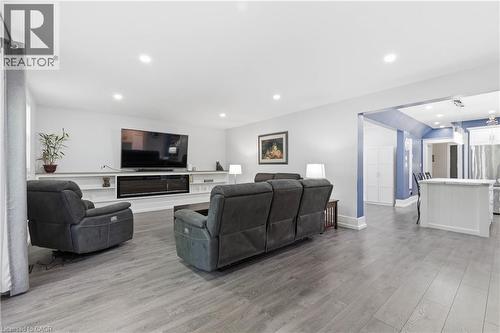 Family Room - 199 Winstanley Street, Monkton, ON - Indoor Photo Showing Living Room