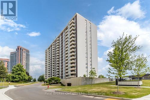 203 - 66 FALBY COURT  Ajax (South East), ON L1S 3L2