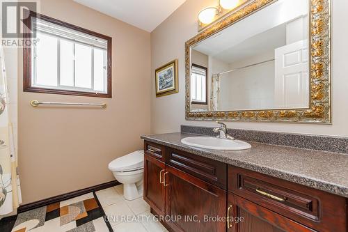 11 Langford Crescent, Ottawa, ON 