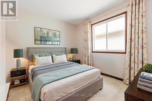 11 Langford Crescent, Ottawa, ON 