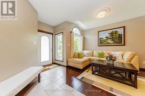 11 Langford Crescent, Ottawa, ON 