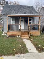 FRONT - 189 KING STREET E Chatham-Kent, ON N7M 3N3
