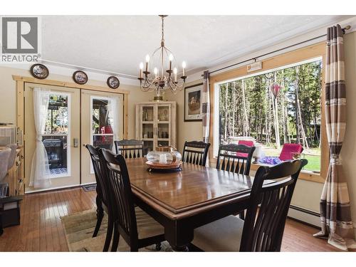 3286 Eagle Way, Williams Lake, BC - Indoor Photo Showing Dining Room
