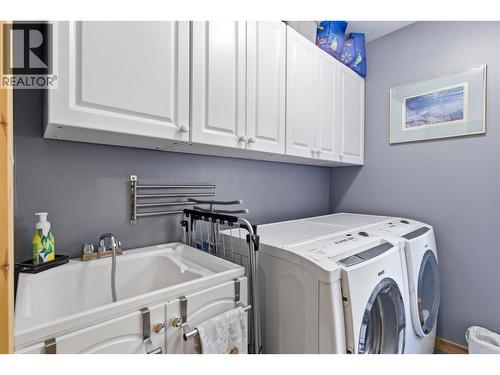 3286 Eagle Way, Williams Lake, BC - Indoor Photo Showing Laundry Room