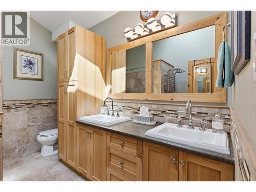 3286 Eagle Way, Williams Lake, BC - Indoor Photo Showing Bathroom