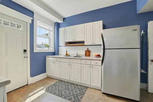 463 Arlington St, Winnipeg, MB 