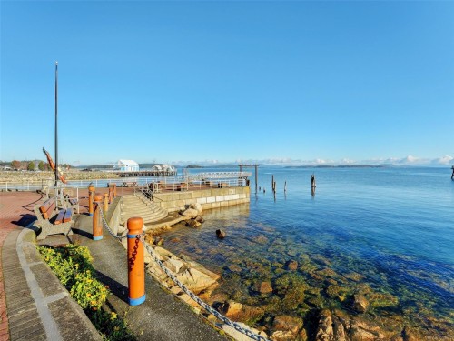 #201-2461 Sidney Ave, Sidney, BC 