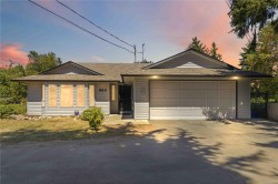 960 Dunford Ave Langford, BC V9B 2S3