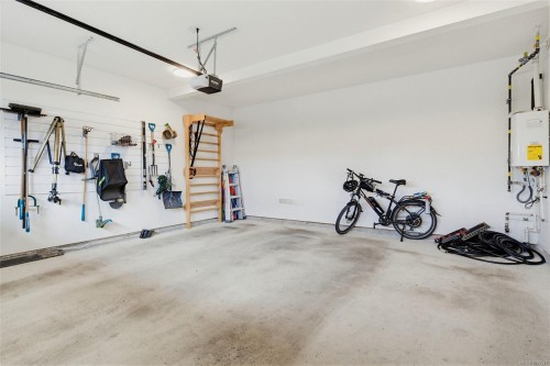 841 Tomack Loop, Langford, BC 