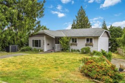 584 Stornoway Dr Colwood, BC V9C 3J8