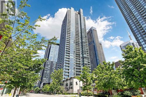 2811 - 15 Fort York Boulevard, Toronto, ON 