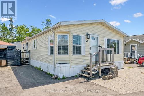 20 ELM STREET  Puslinch, ON N0B 2J0