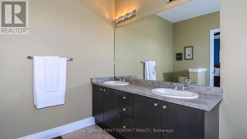 33 Tamarack Trail, Barrie, ON 