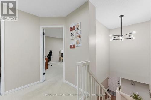 89 Burlington Crescent, Ottawa, ON 