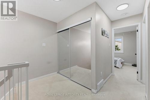89 Burlington Crescent, Ottawa, ON 