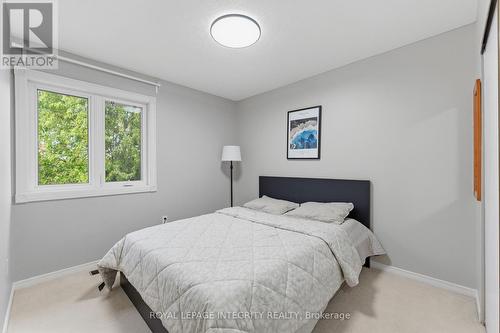 89 Burlington Crescent, Ottawa, ON 