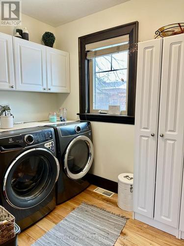 241 4Th Street Crescent, Hanover, ON 