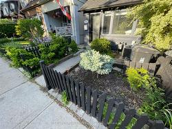 91 ALTON AVENUE  Toronto, ON M4L 2M3