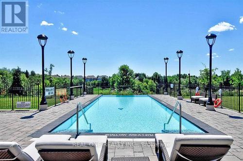 612 - 15 Stollery Pond Crescent, Markham, ON 
