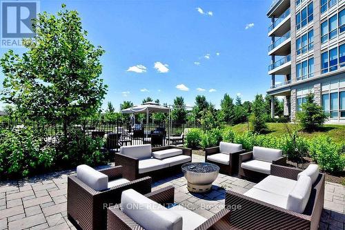 612 - 15 Stollery Pond Crescent, Markham, ON 