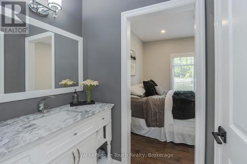 55 Beaufort Crescent, Tiny, ON 