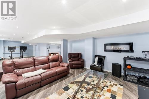 51 Goodhart Crescent, Ajax (Northwest Ajax), ON 