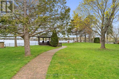 403 - 1 Sherwood Street, Kawartha Lakes (Bobcaygeon), ON 