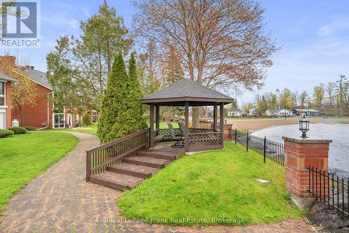 403 - 1 Sherwood Street, Kawartha Lakes (Bobcaygeon), ON 