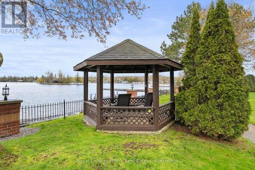 403 - 1 Sherwood Street, Kawartha Lakes (Bobcaygeon), ON 