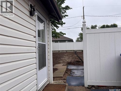 212 3Rd Avenue E, Kindersley, SK 