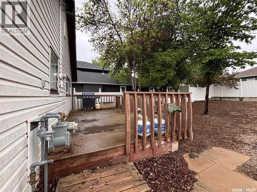 212 3Rd Avenue E, Kindersley, SK 