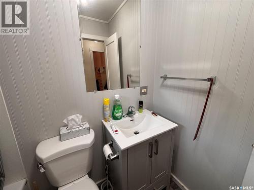 212 3Rd Avenue E, Kindersley, SK 