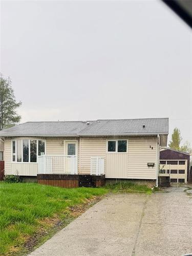 28 Ash Street, Thompson, MB 