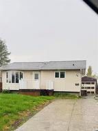 28 Ash Street Thompson, MB R8N 0N8