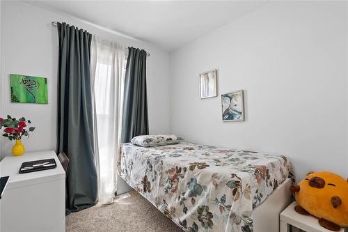 22 Mara Place, Winnipeg, MB 