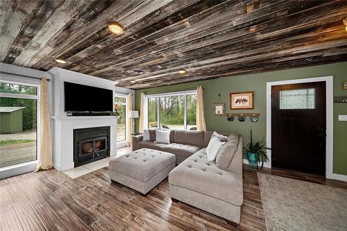 183 Thurston Drive, Ste Anne Rm, MB 