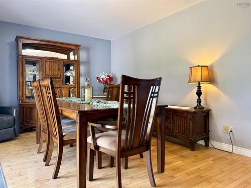 18 Fletcher Drive, Amherst, NS 