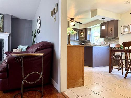 18 Fletcher Drive, Amherst, NS 