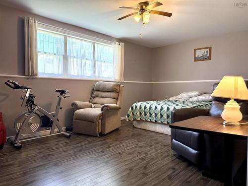 18 Fletcher Drive, Amherst, NS 