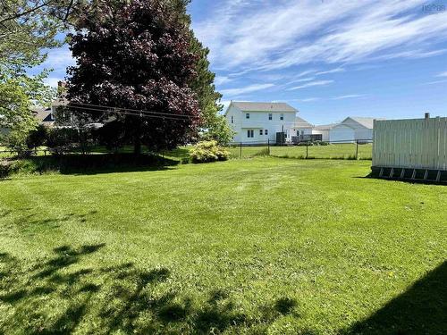 18 Fletcher Drive, Amherst, NS 