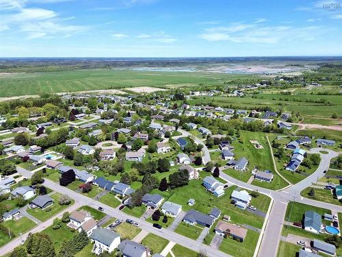18 Fletcher Drive, Amherst, NS 