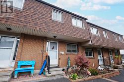 B - 902 ELMSMERE ROAD Ottawa, ON K1J 7T6