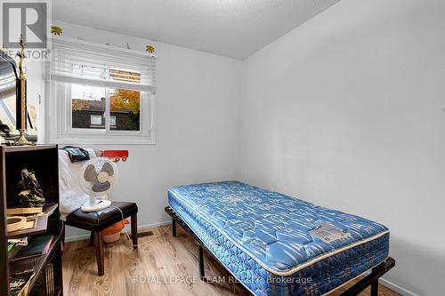 B - 902 Elmsmere Road, Ottawa, ON 