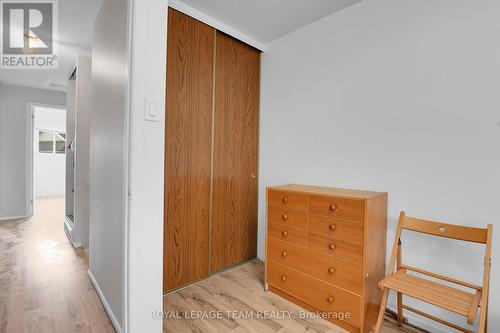 B - 902 Elmsmere Road, Ottawa, ON 