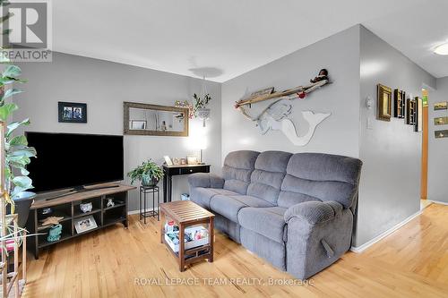 B - 902 Elmsmere Road, Ottawa, ON 