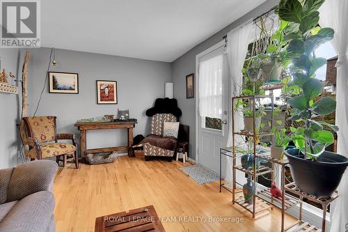 B - 902 Elmsmere Road, Ottawa, ON 