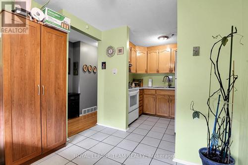 B - 902 Elmsmere Road, Ottawa, ON 