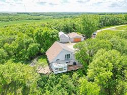 98041 40 N Road  Wawanesa, MB R0K 2G0
